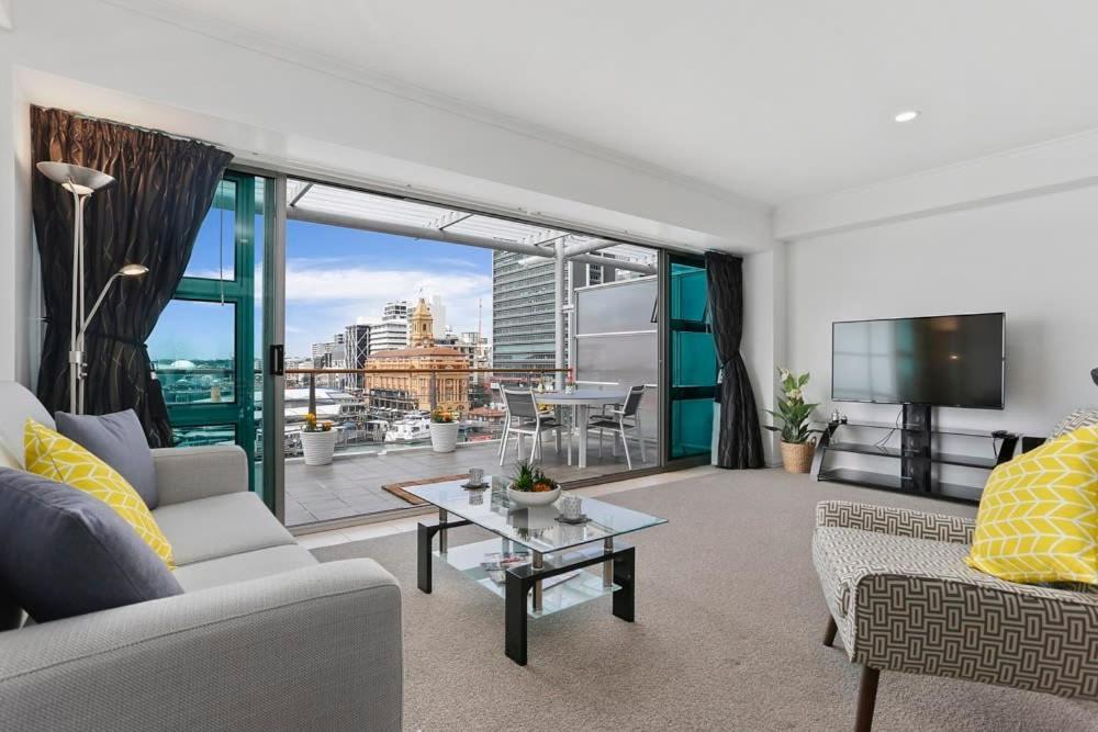 Spacious Water-Front Apartment -Princes Wharf 2219 オークランド エクステリア 写真